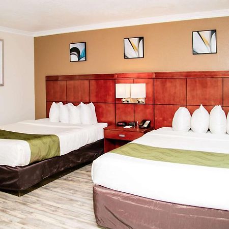 Quality Inn & Suites Thousand Oaks - Us101 Luaran gambar