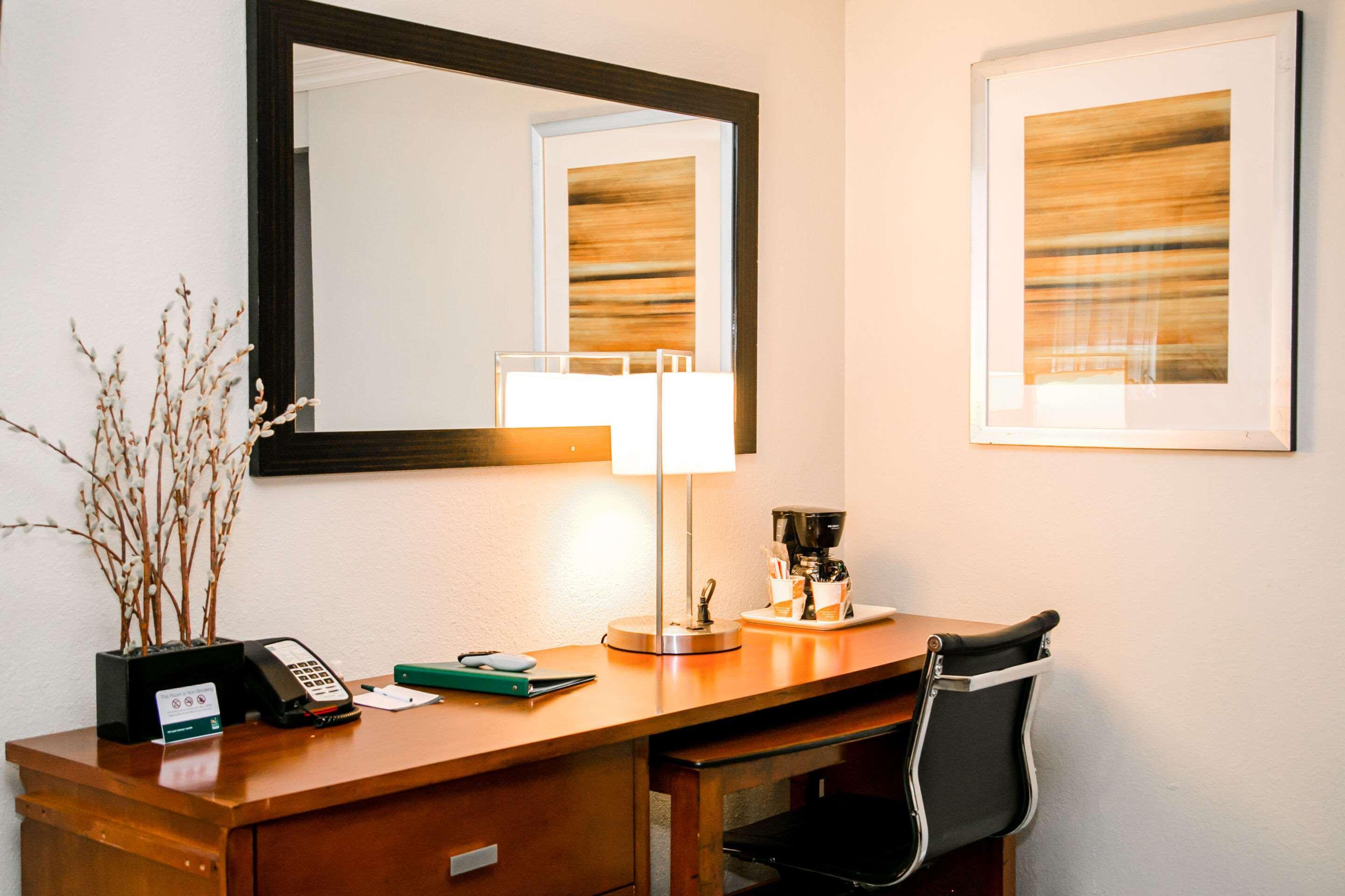 Quality Inn & Suites Thousand Oaks - Us101 Luaran gambar