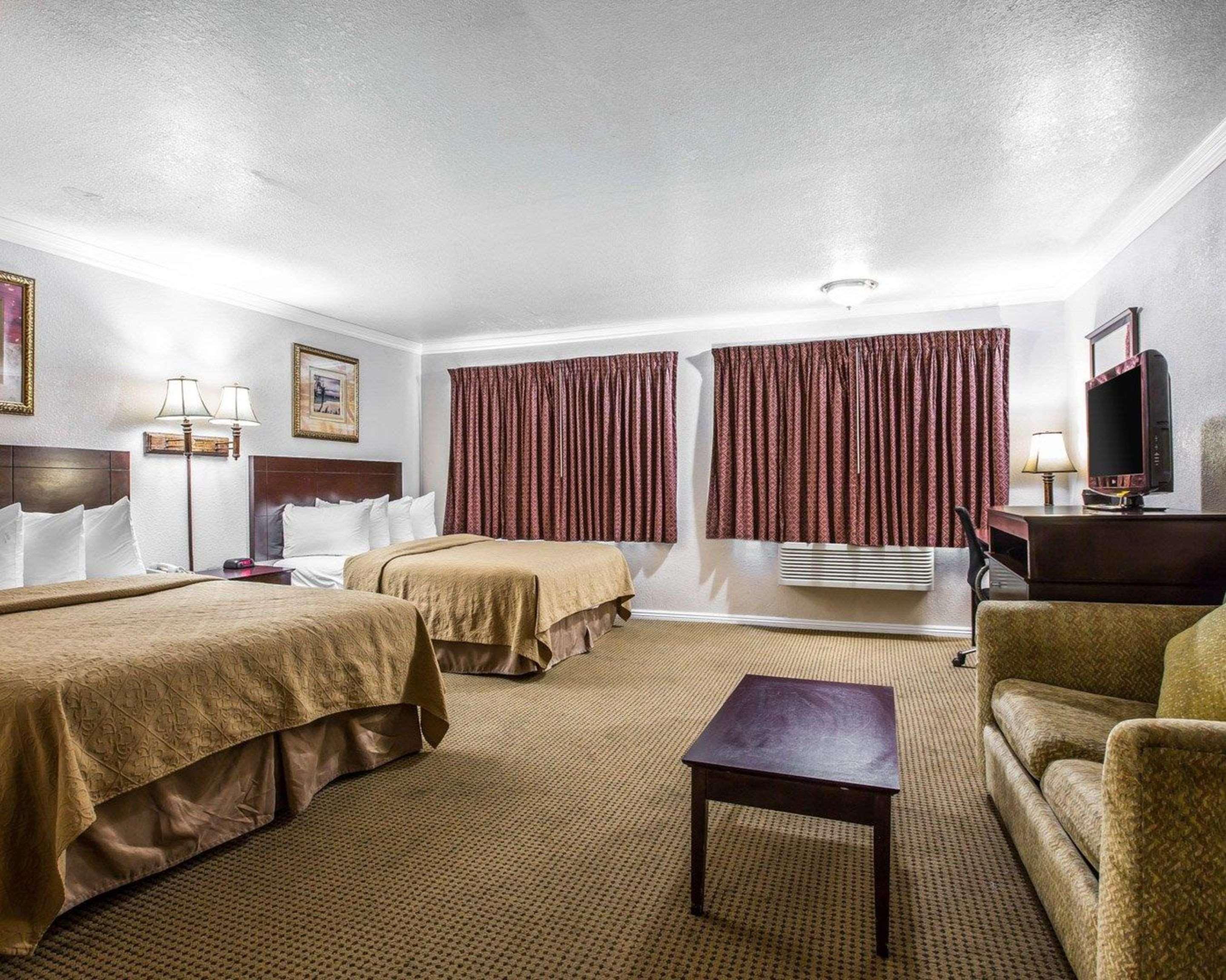 Quality Inn & Suites Thousand Oaks - Us101 Luaran gambar